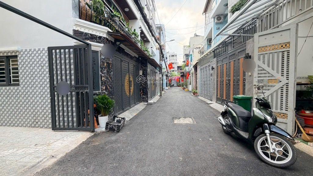 Nhà 5 tầng hẻm xe hơi phan huy ích gò vấp , 4 phòng ngủ  nhỉnh 6tỷ