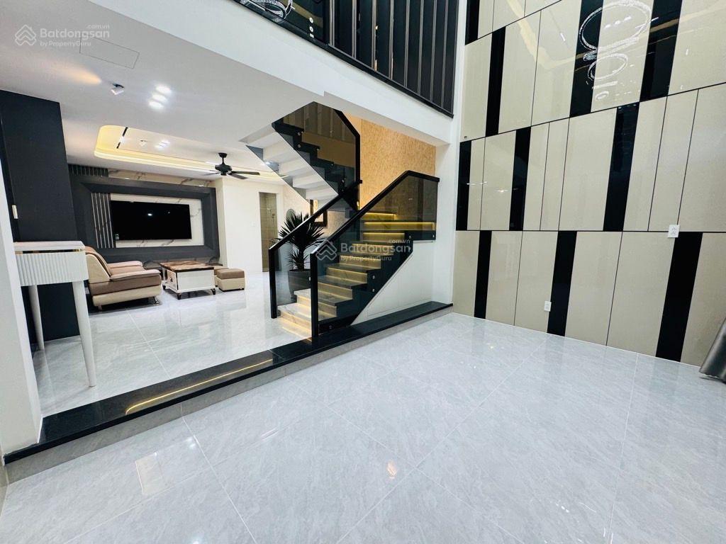 Nhà 5 tầng  5 pn  hẻm xe hơi phạm văn chiêu gò vấp, 5x11 nhỉnh 8tỷ