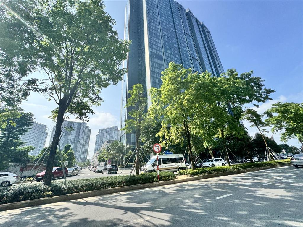 Bán căn hộ 88m2  sunshine city  ciputra  tây hồ  full nội thất  view thoáng  giá hơn 9 tỷ