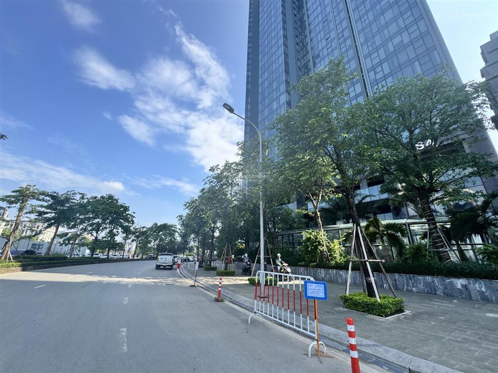 Bán căn hộ 88m2  sunshine city  ciputra  tây hồ  full nội thất  view thoáng  giá hơn 9 tỷ
