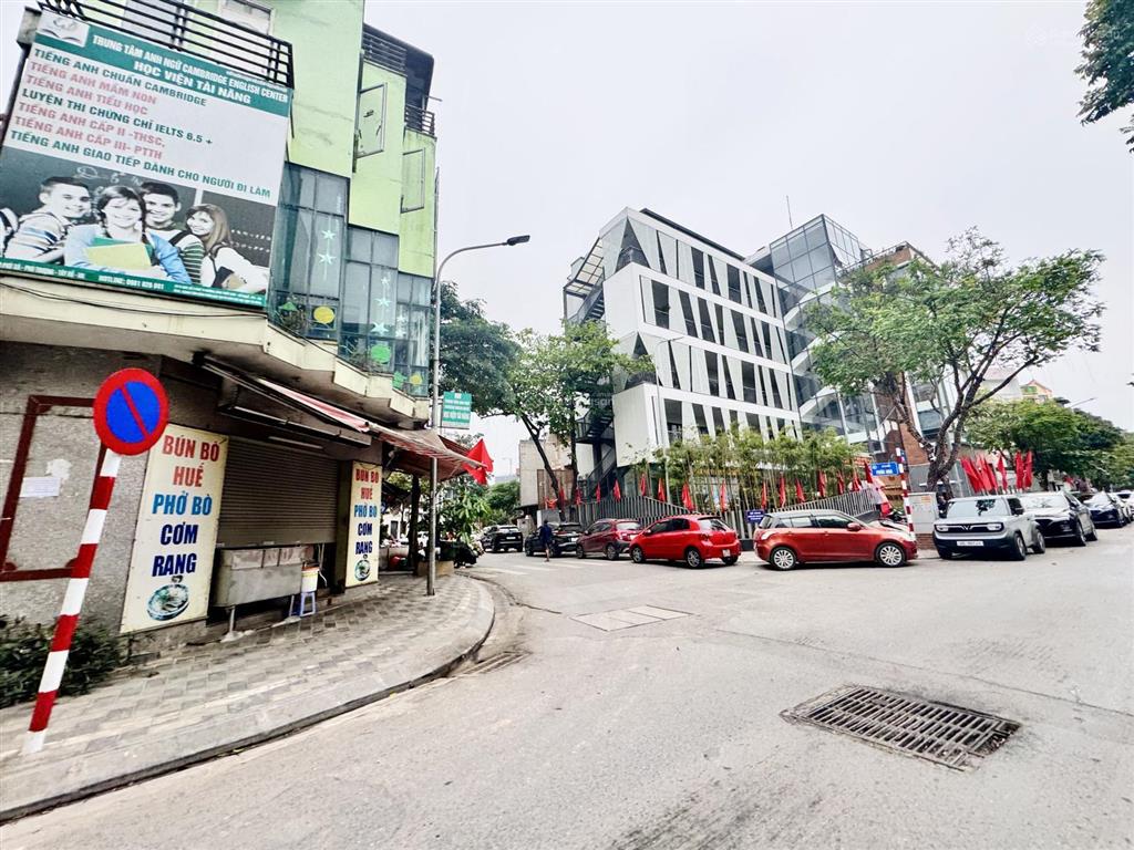 Bán nhà an dương vương  tây hồ  72m2  cách ô tô tránh 100m  ngõ thông  ở ngay  giá hơn 12 tỷ
