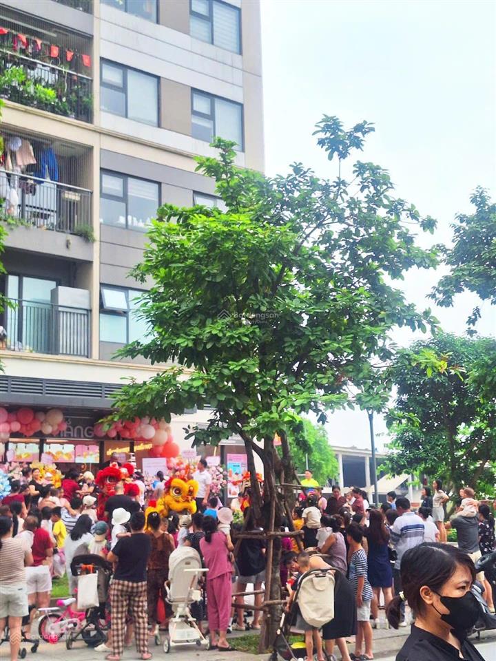 Cho thuê căn shop chân đế chung cư giá thuê rẻ nhất tại vinhomes smart city tây mỗ.