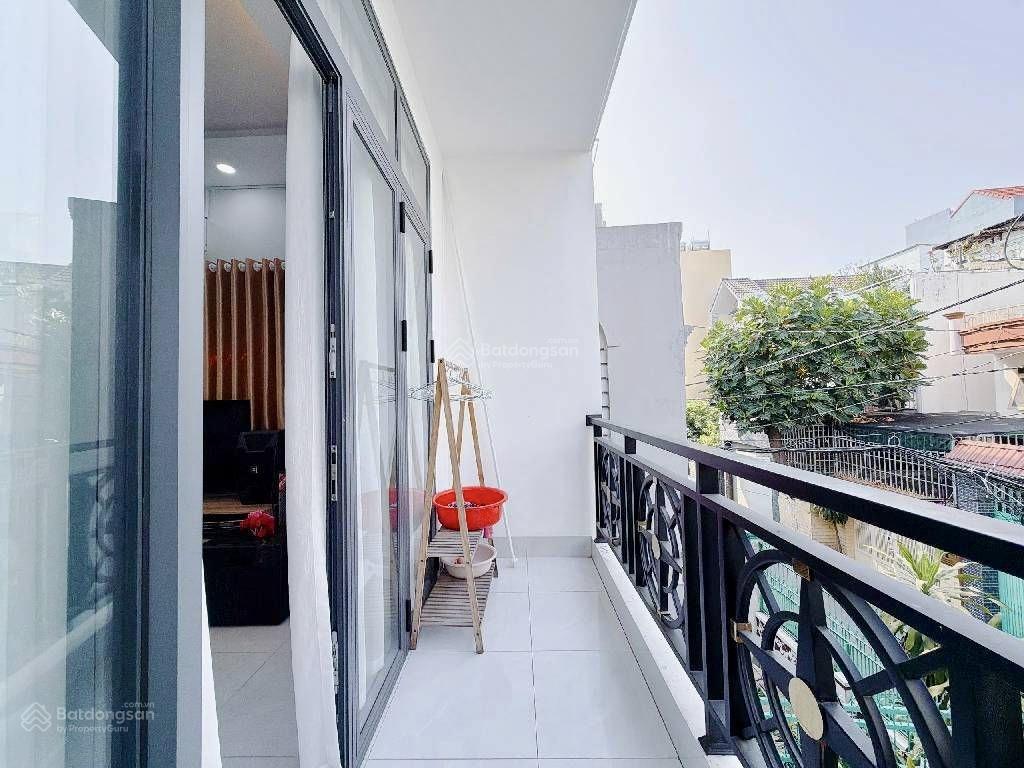 Nhà nở hậu 6m, ô tô ngủ trong nhà, ngang 4.4m ngay tạ quang bửu chánh hưng q8. 5pn. giá tốt 16,8 ty