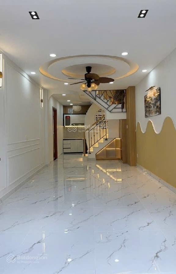 Bán nhà hẻm nguyễn trãi quận 5. gần trần hưng đạo. dt 27m2. 2 tầng. giá 7,6 tỷ.