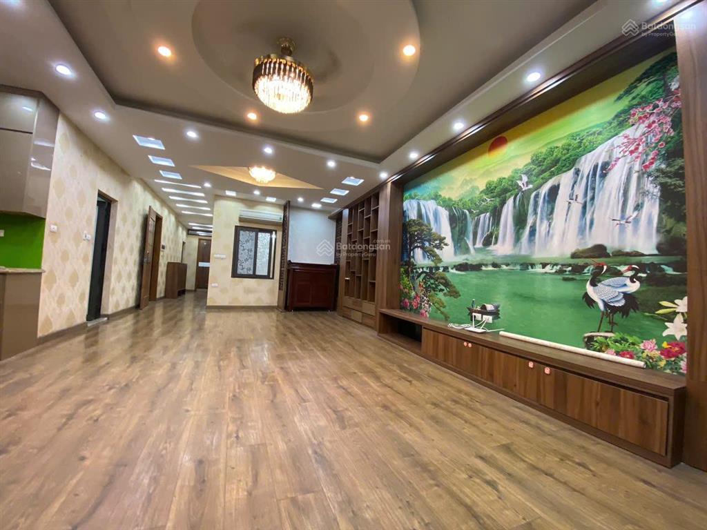 Chung cư 36 hồ tùng mậu 3 ngủ 1 khách