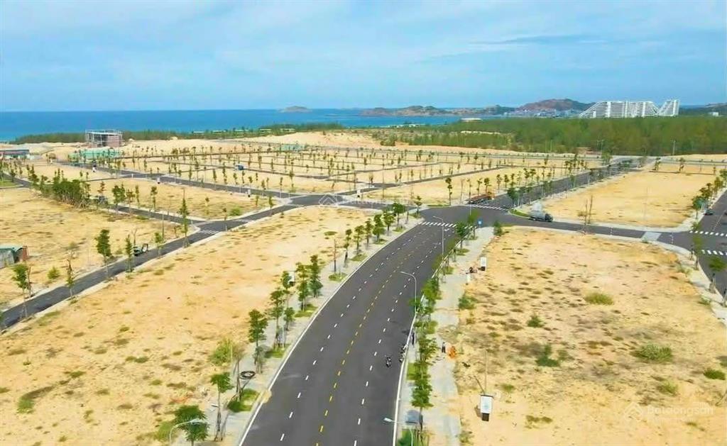 Cần bán nền đất biển quy nhơn. cách biển 500m. giá 1 tỷ 5