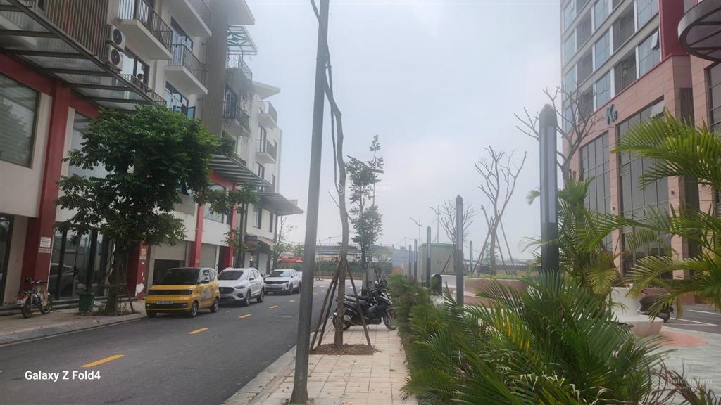 Liền kề khai sơn, view chính diện chung cư  kinh doanh tốt dt 99,2m2 giá 31,x tỷ. 0982 282 ***.