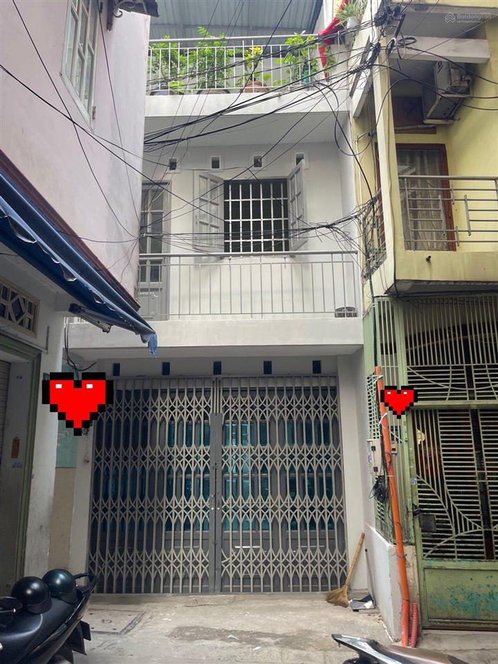 Chính chủ bán nhà ngay chợ vải tân bình, lạc long quân 28m2  3 lầu giá tốt