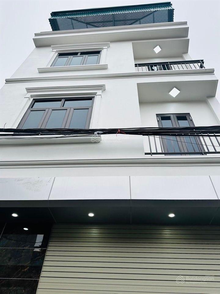 Chỉ 1 căn duy nhất! nhà xây mới 50m, ô tô đỗ cửa, giá đầu tư 5,x tỷ  siêu hiếm