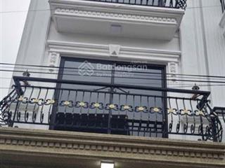 Nhà phân lô ô tô thông  sát nhổn  đại học công nghiệp  5 tầng thang máy  chỉ 8,x tỷ  cực đẹp