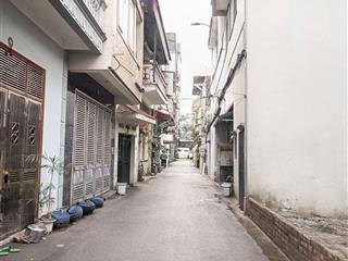 Trung tâm xã hoài đức  sát vành đai 4  đất đẹp ngõ thông  40m  mặt tiền 4mét