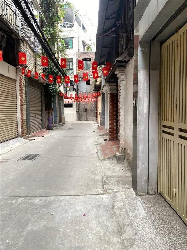 Nhà trạm trôi 3 mặt thoáng  oto đỗ cửa, 45m 4 tầng chỉ 6 tỷ  ở là mê!