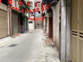 Nhà trạm trôi 3 mặt thoáng  oto đỗ cửa, 45m 4 tầng chỉ 6 tỷ  ở là mê!