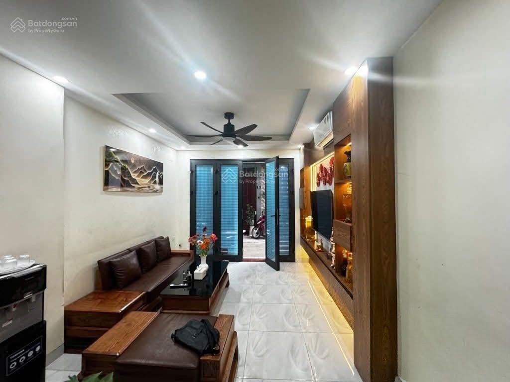 Trạm trôi  oto ngủ trong nhà sát ql32  40m2 4 tầng dân xây  chỉ 6tỷ  khó tin nhưng có thật!