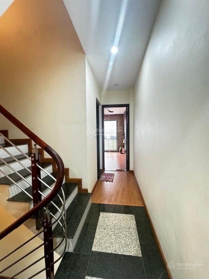 Trạm trôi  oto ngủ trong nhà sát ql32  40m2 4 tầng dân xây  chỉ 6tỷ  khó tin nhưng có thật!