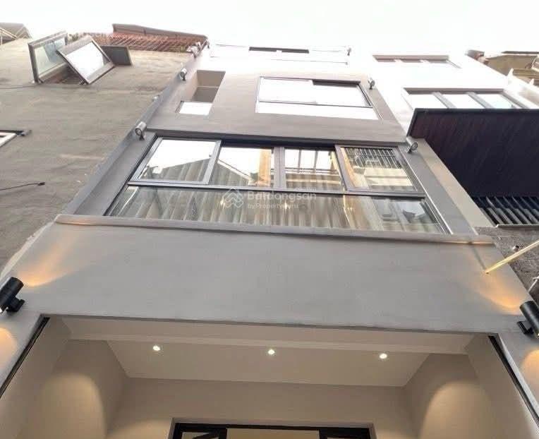 Trạm trôi  dân xây 33m 4 tầng  siêu hiếm chỉ đúng 4 tỷ  cơ hội ko lặp lại!