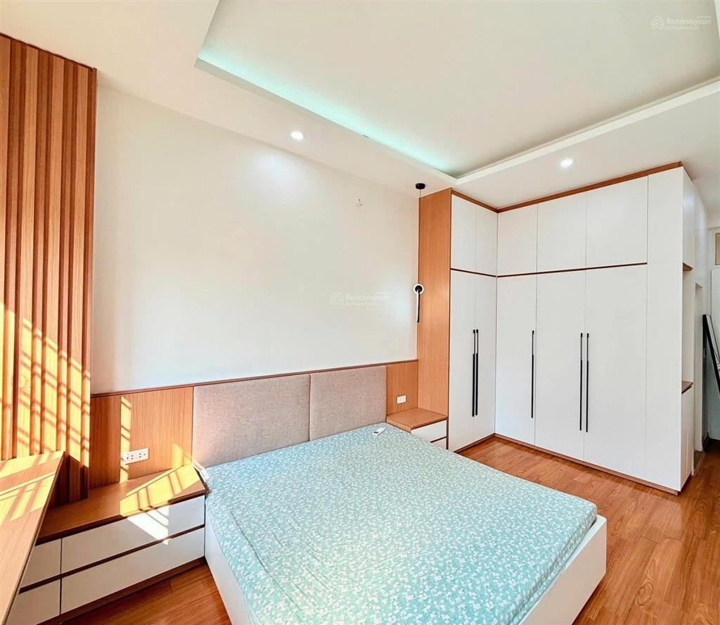 Sát ga nhổn  vành đai 3.5  32m 4 tầng chỉ hơn 3 tỷ  nói ko với quy hoạch! nhà đẹp 4 tầng,