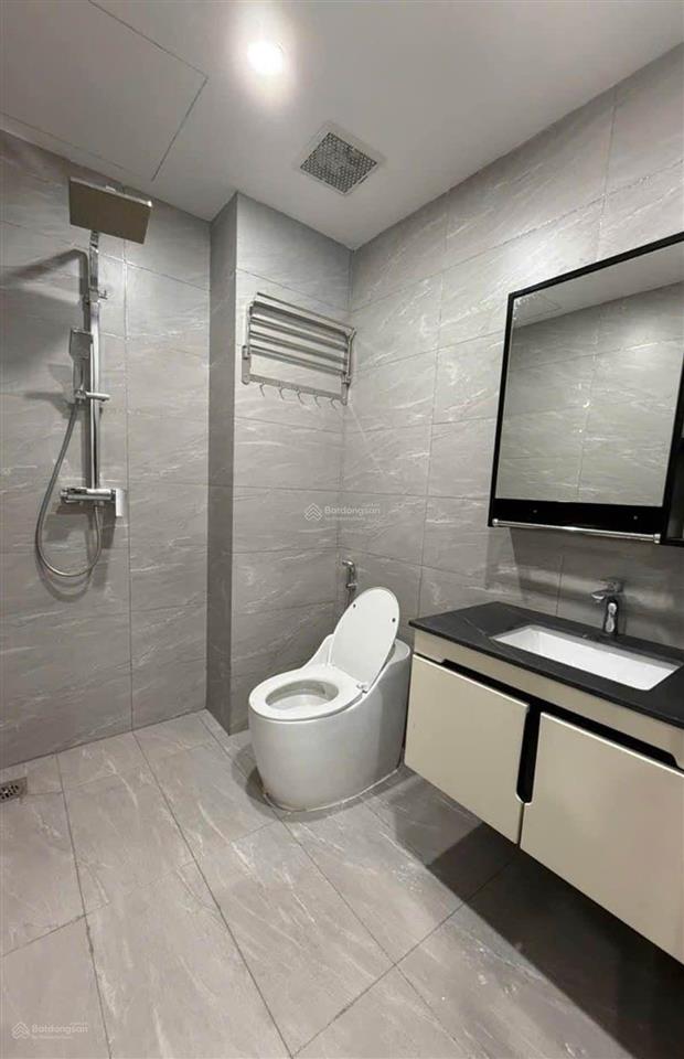 Hàng xóm xuân phương trịnh văn bô  40m 4 tầng oto đỗ cửa  chỉ hơn 5 tỷ! siêu hiếm