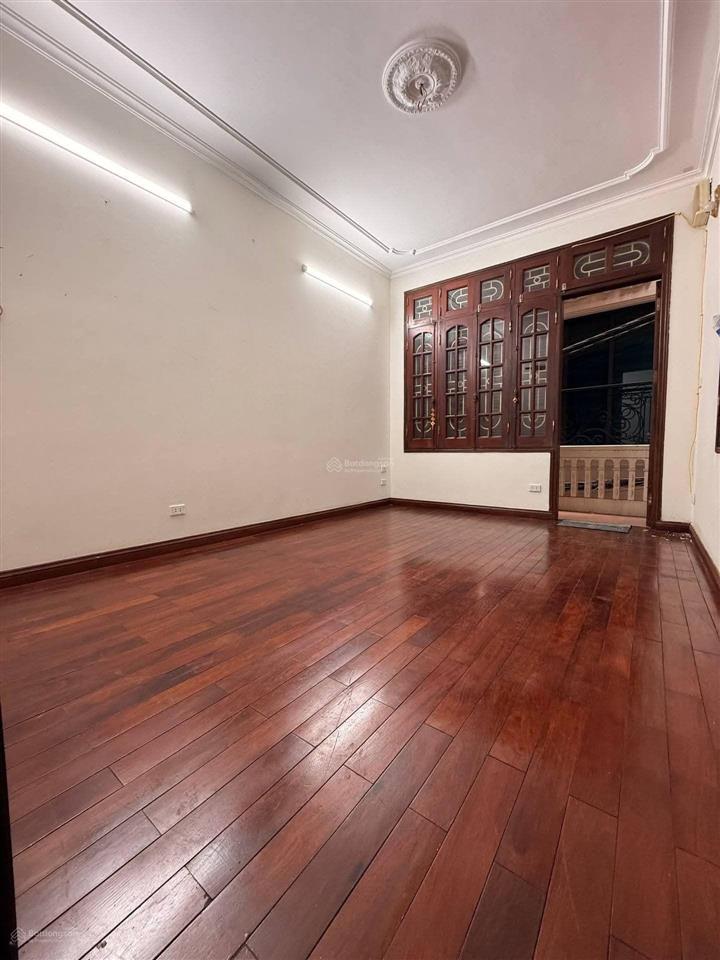 Trạm trôi sát ql32  38m2 x 4tầng dân xây ôtô tải đỗ cửa  nhỉnh 6 tỷ! hàng hiếm có khó tìm