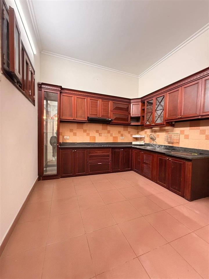 Trạm trôi sát ql32  38m2 x 4tầng dân xây ôtô tải đỗ cửa  nhỉnh 6 tỷ! hàng hiếm có khó tìm