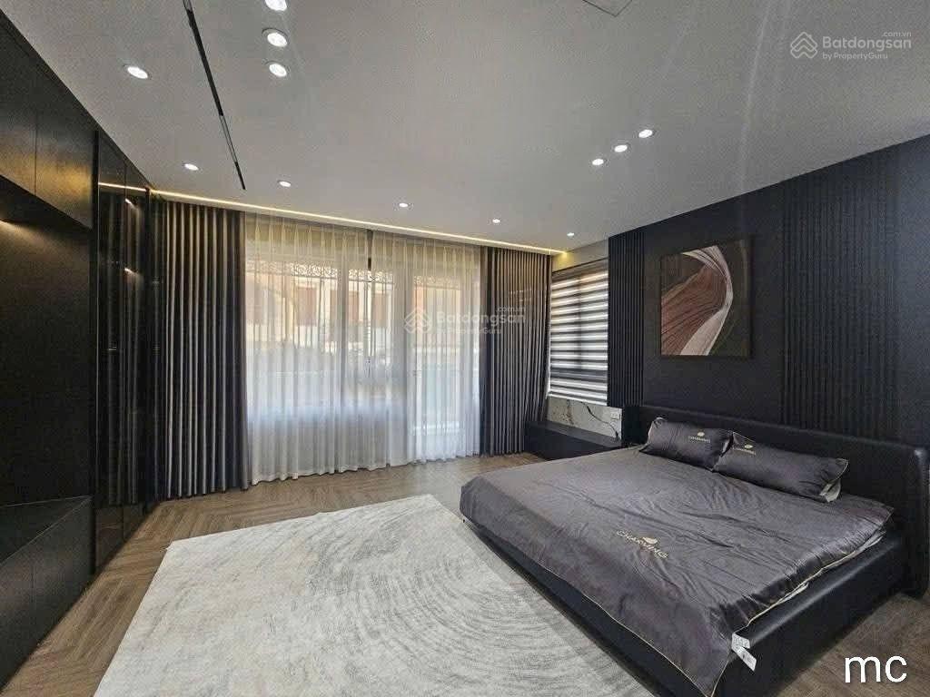 Nhổn  đh công nghiệp  70m2 4 tầng ôtô tránh  chỉ 8,6 tỷ! dân trí cao  ở cực đỉnh