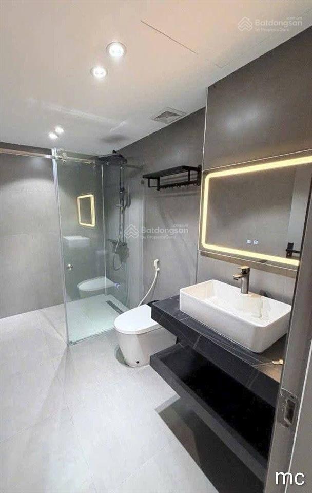 Nhổn  đh công nghiệp  70m2 4 tầng ôtô tránh  chỉ 8,6 tỷ! dân trí cao  ở cực đỉnh