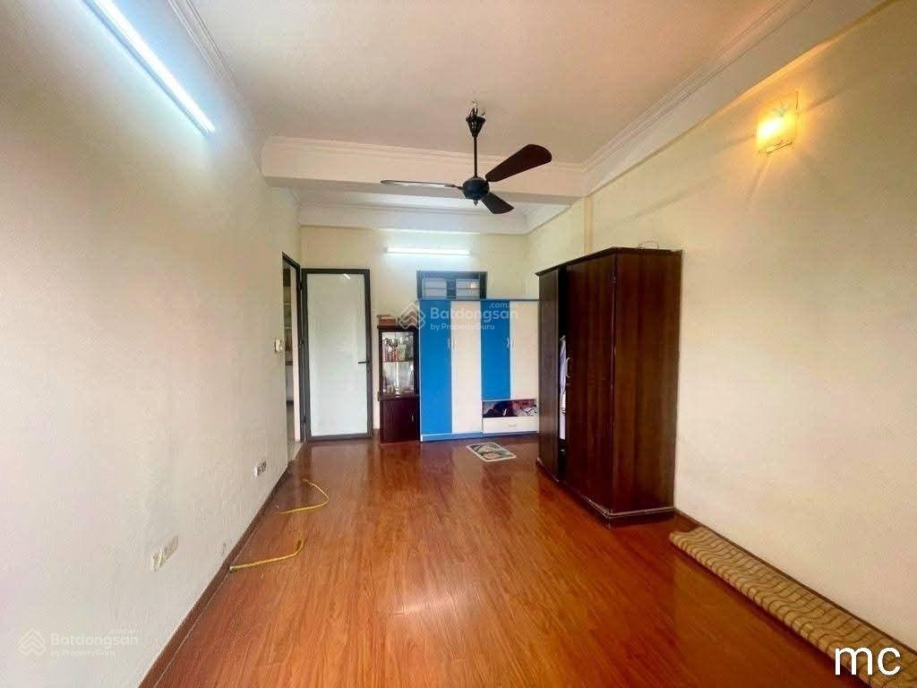 Nhà dân xây lai xá kim chung 40m 4 tầng ôtô thông ở cực sướng! chỉ 6 tỷ