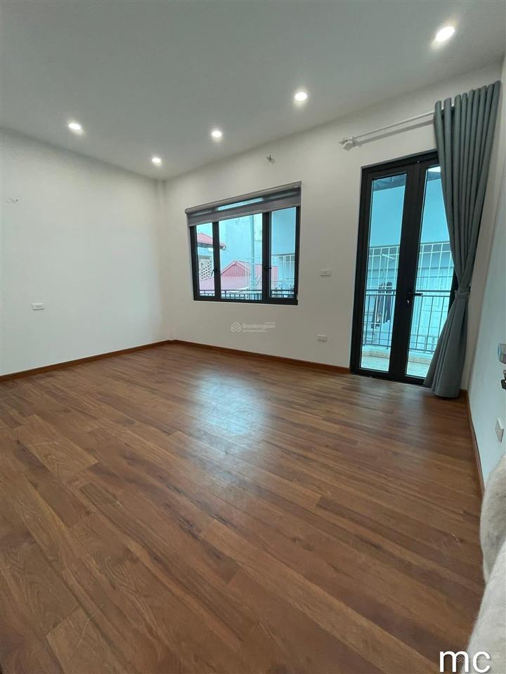 Sốc lõi trạm trôi  50m2 x 5 tầng lộng lẫy  giá chỉ 5.2 tỷ