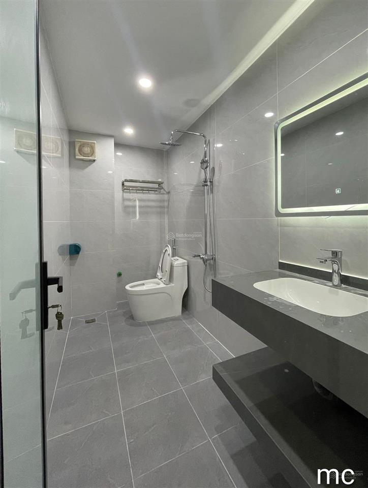 Sốc lõi trạm trôi  50m2 x 5 tầng lộng lẫy  giá chỉ 5.2 tỷ