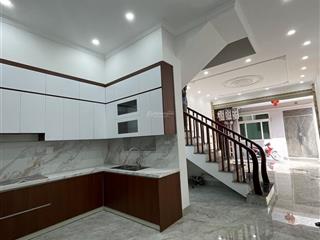 Sốc lõi trạm trôi  50m2 x 5 tầng lộng lẫy  giá chỉ 5.2 tỷ