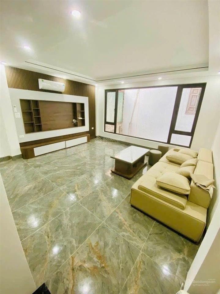 "siêu vip" trạm trôi! 45m 4 tầng  ô tô tránh đỗ cửa  cực đẹp  nhỉnh 7 tỷ!