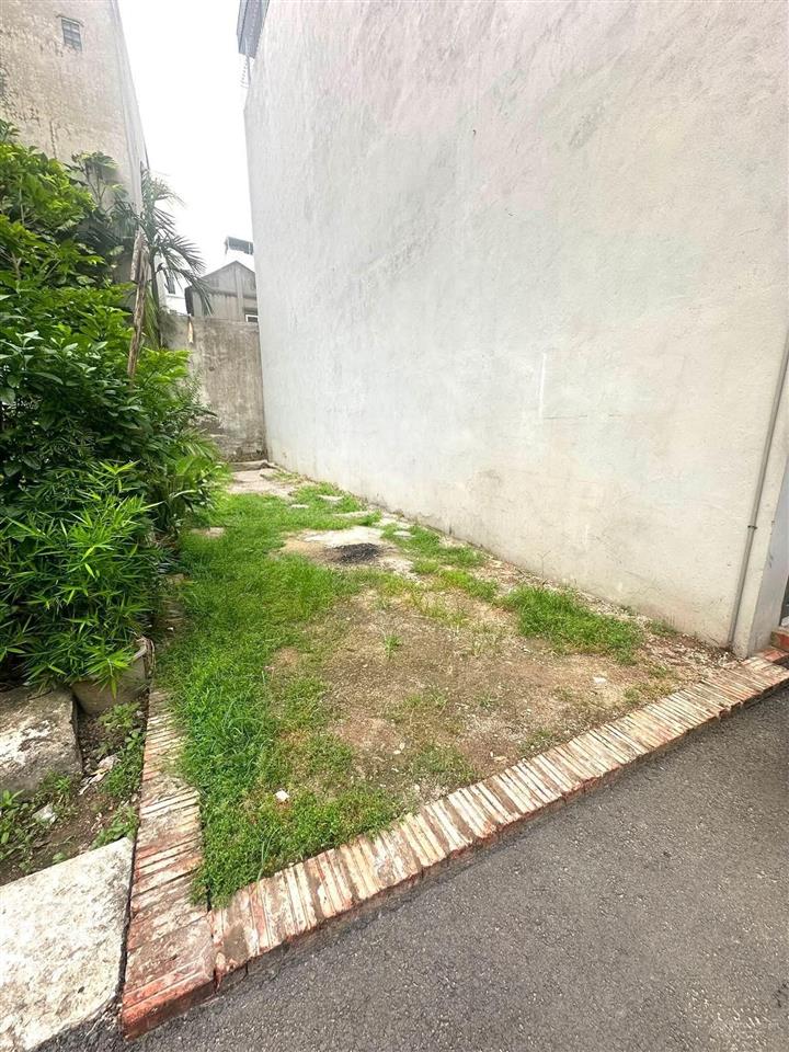 Siêu hiếm trạm trôi! 36m2 vuông vắn  chỉ hơn 2 tỷ  xây hay đầu tư đều ngon!