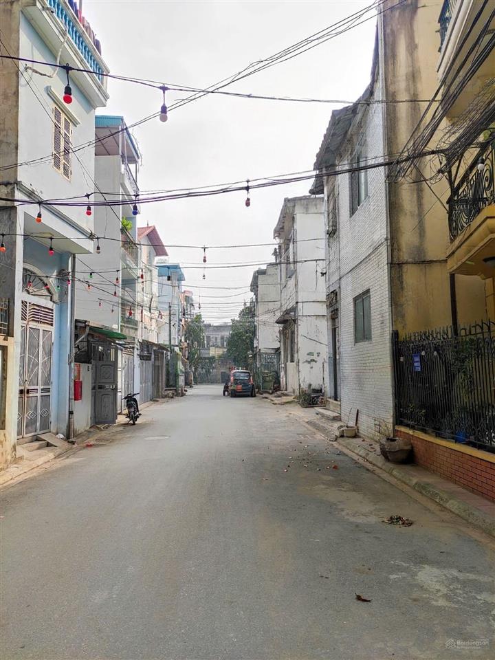 Siêu hiếm trạm trôi! 36m2 vuông vắn  chỉ hơn 2 tỷ  xây hay đầu tư đều ngon!