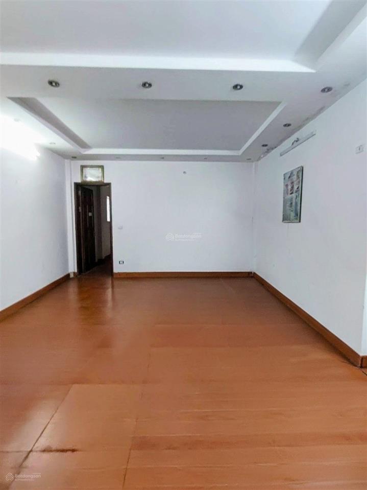Sát vin đan phượng  tây thăng long & ql32 nhà dân xây 78m 4 tầng oto tải bon bon  chỉ 7 tỷ