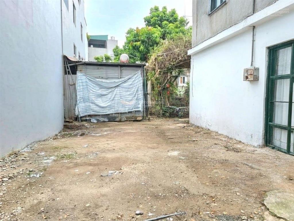 Đất 2 mặt thoáng  trung tâm hoài đức sát ngã tư trôi & vành đai 4  chỉ hơn 2 tỷ!