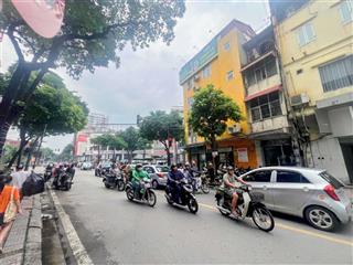 Hàng xóm đại học công nghiệp  nhà 5 tầng mới tinh  chỉ 5,x tỷ! 40m full nội thất