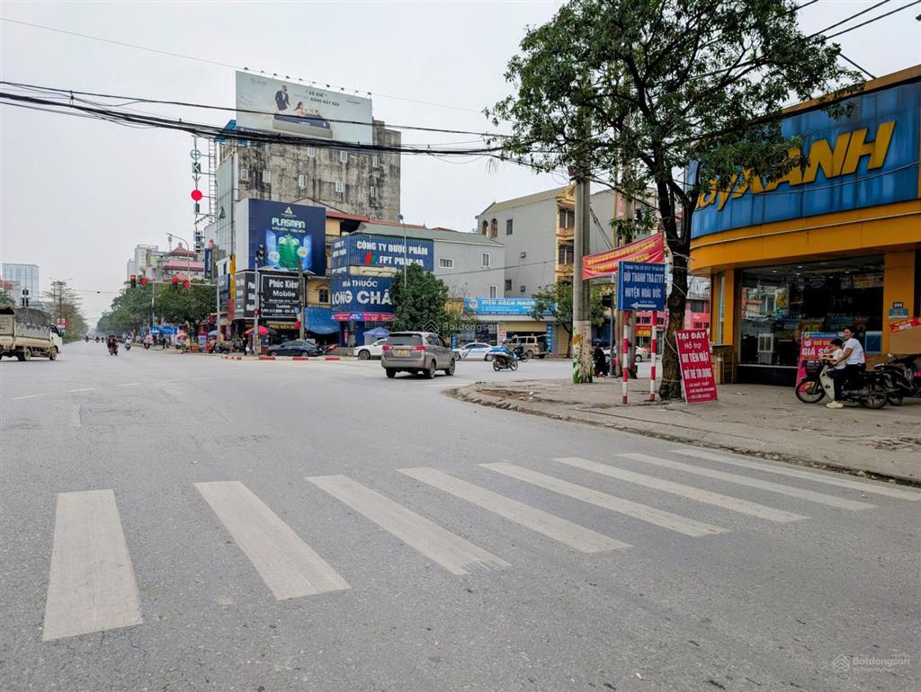 Trung tâm trạm trôi nhà mới tinh 5 tầng 48m  ở ngay  rõ ràng không quy hoạch  chỉ hơn 4 tỷ