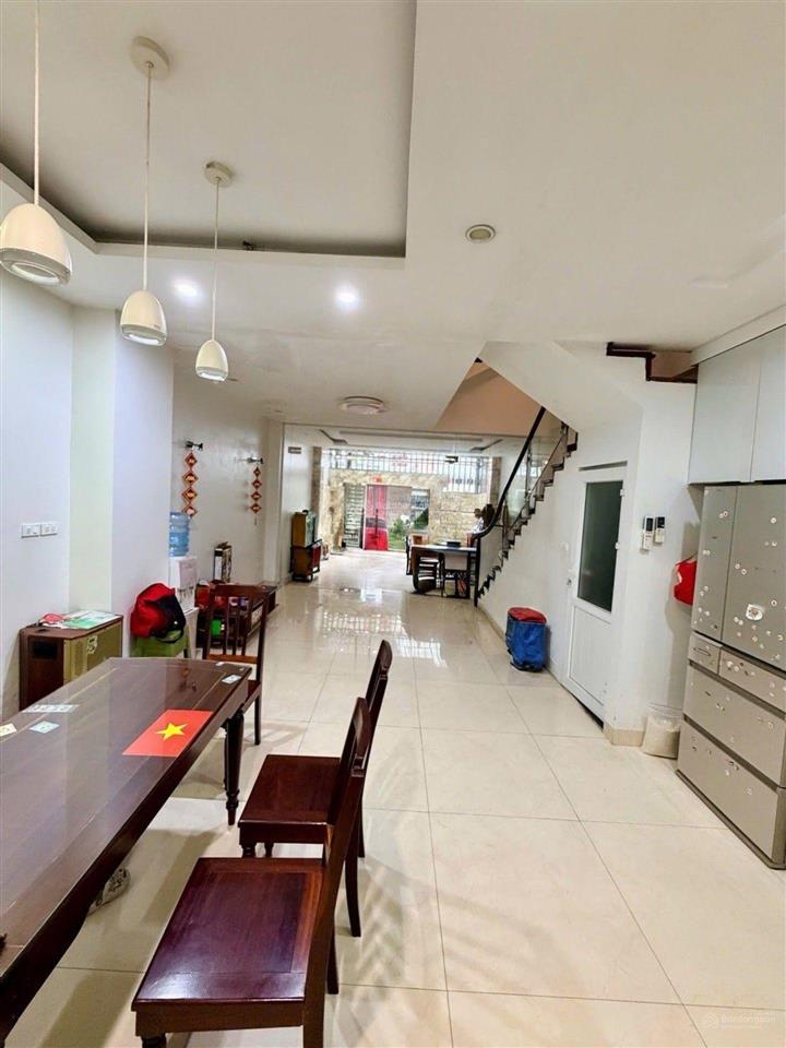 Giảm sốc 500 triệu nhà đẹp 80m2 4 tầng dân xây ngã tư trôi ô tô tải vòng quanh  chỉ hơn 7 tỷ