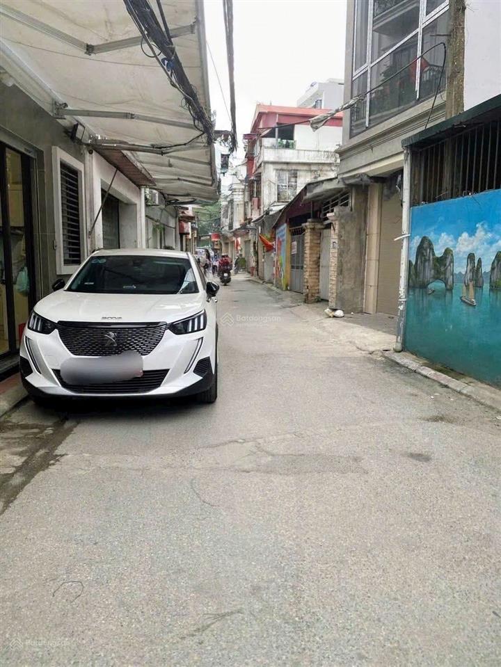Vợ chồng trẻ đừng bỏ lỡ  sát ngã tư trôi! 38m 4 tầng  sổ vuông đét  ô tô thông  chỉ 6 tỷ!