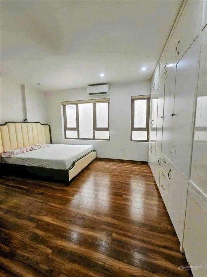 Vợ chồng trẻ đừng bỏ lỡ  sát ngã tư trôi! 38m 4 tầng  sổ vuông đét  ô tô thông  chỉ 6 tỷ!