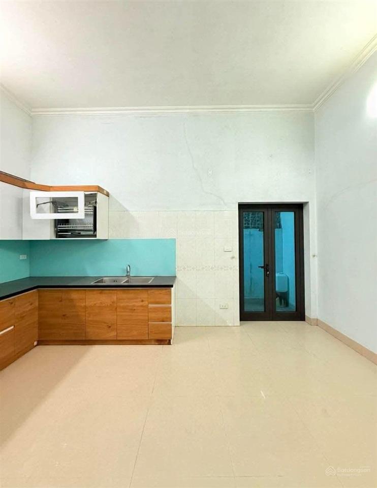 Nhỉnh 7 tỷ  80m 4 tầng ô tô tải đỗ cửa ngã tư trôi  siêu siêu hiếm  đọc xong là muốn xuống tiền