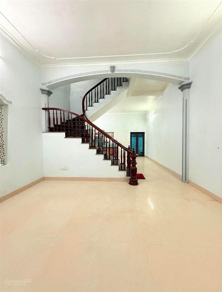 Nhỉnh 7 tỷ  80m 4 tầng ô tô tải đỗ cửa ngã tư trôi  siêu siêu hiếm  đọc xong là muốn xuống tiền
