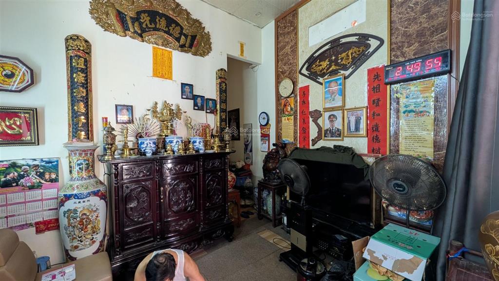 Siêu siêu hiếm trung tâm hoài đức lô góc 40m, tặng nhà cấp 4! giá chỉ 2,x tỷ!