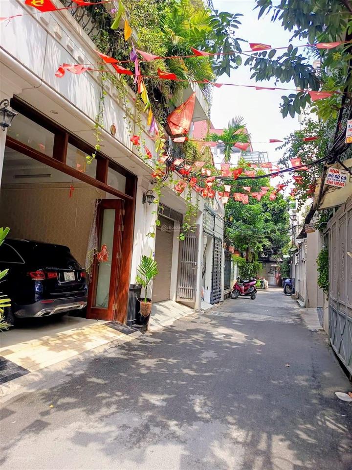 Siêu siêu hiếm trung tâm hoài đức lô góc 40m, tặng nhà cấp 4! giá chỉ 2,x tỷ!