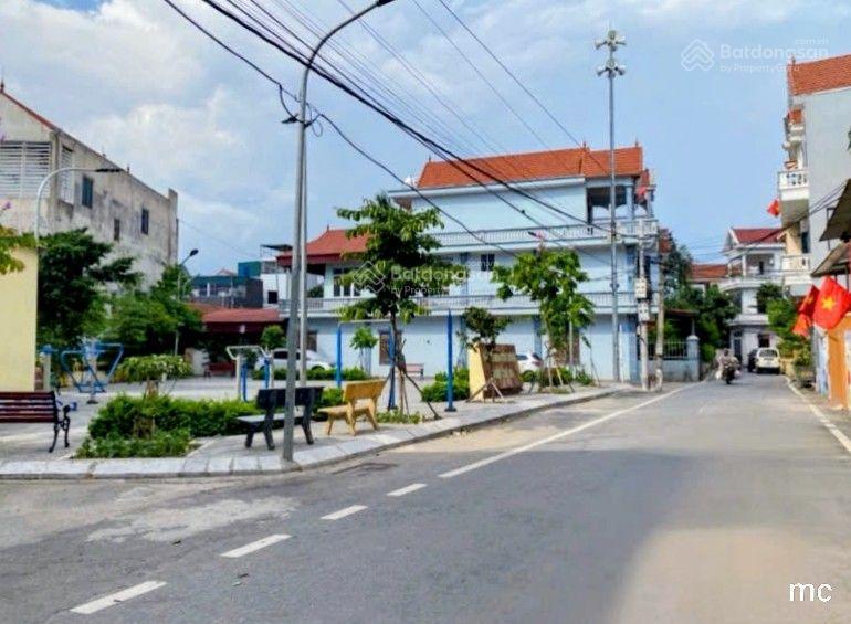 Siêu siêu hiếm trung tâm hoài đức lô góc 40m, tặng nhà cấp 4! giá chỉ 2,x tỷ!