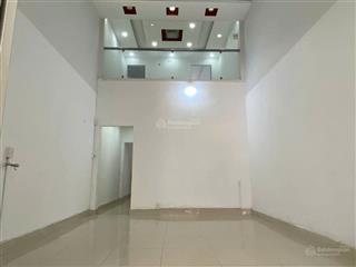 Sát trung tâm hành chính q. 2  tml  xe hơi vào nhà  107m2  ngang 4.4m  chỉ nhỉnh 8 tỷ