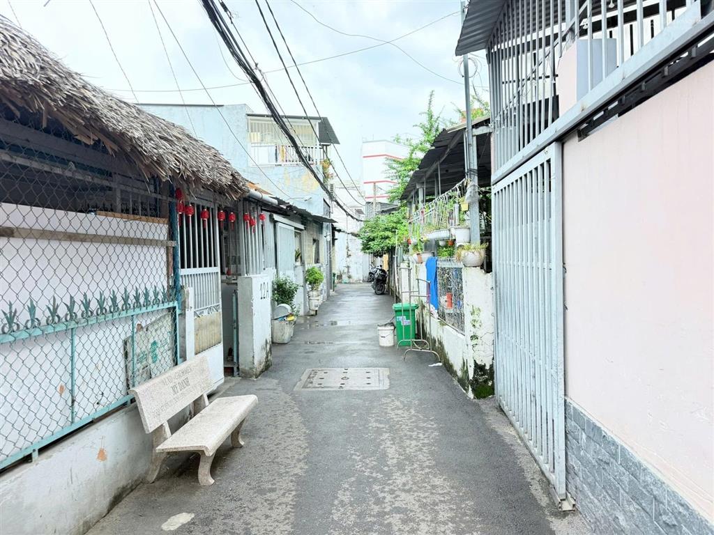 Nhà sát giồng ông tố  bình trưng tây | 101m (5.6x22m) | 2 tầng (2pn+2wc) | đường vf3