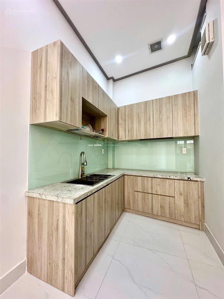 Nhà ở ngay  cát lái | 37m (4x9.5) | 3 tầng (4pn + 3wc) | vf3 đỗ cửa