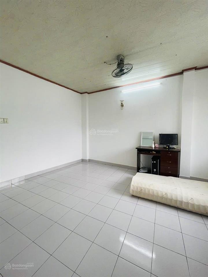 Nhà 2 tầng  đường 11  lê văn thịnh  cát lái | 68m (6.2x11m) | 2 tầng | xe hơi thông