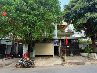 Bán gấp căn nhà 1 trệt 2 lầu 5 phòng trọ cho thu nhập cao ngay chợ thông dụng giá rẻ